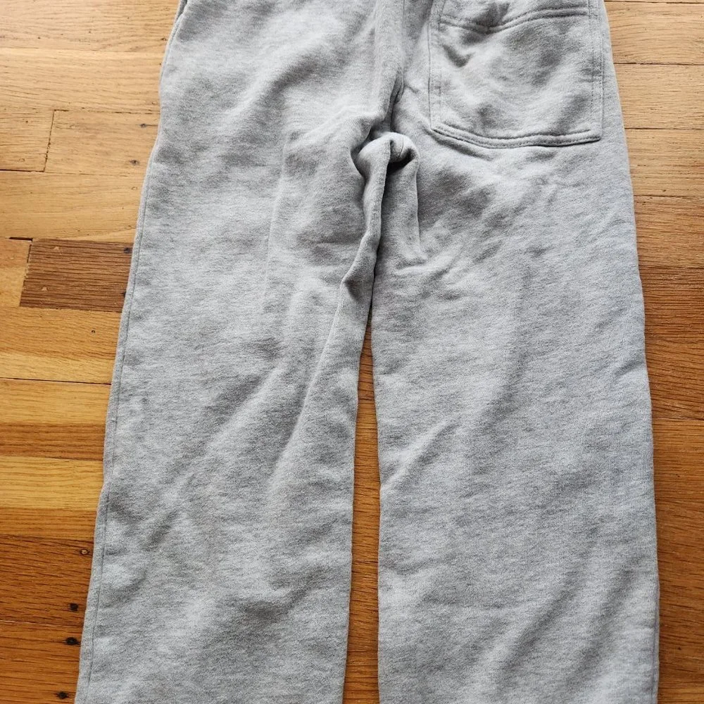used boys Gymboree sweatpants gray Size 4